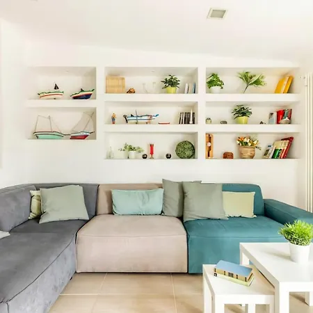 Ognina View House *