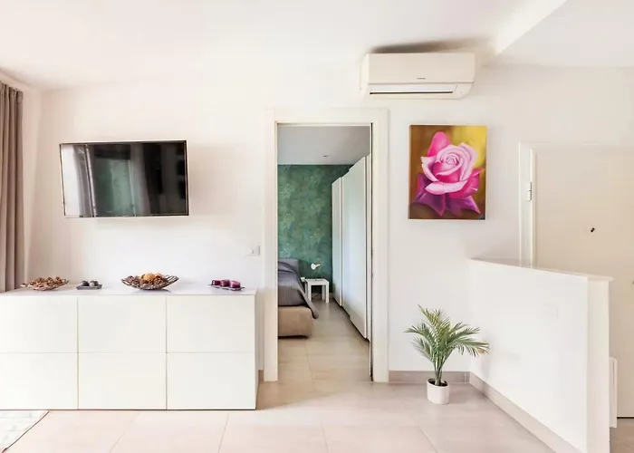 Ognina View House 公寓